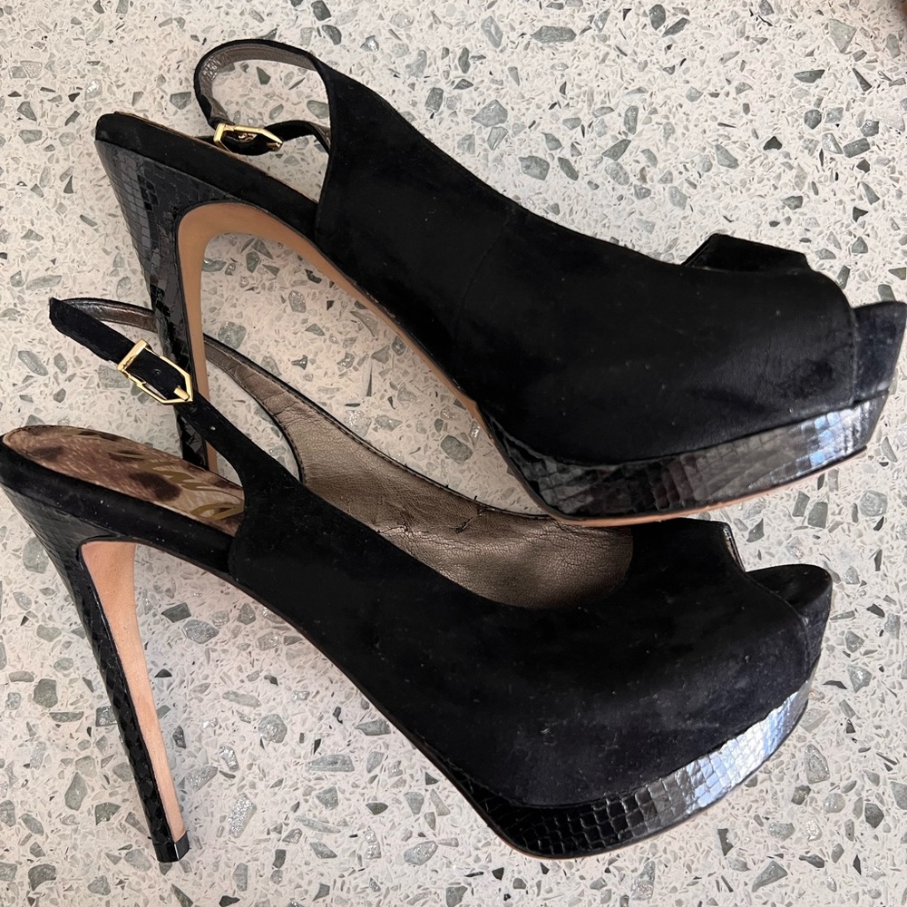 - Sam Edelman black Heels
